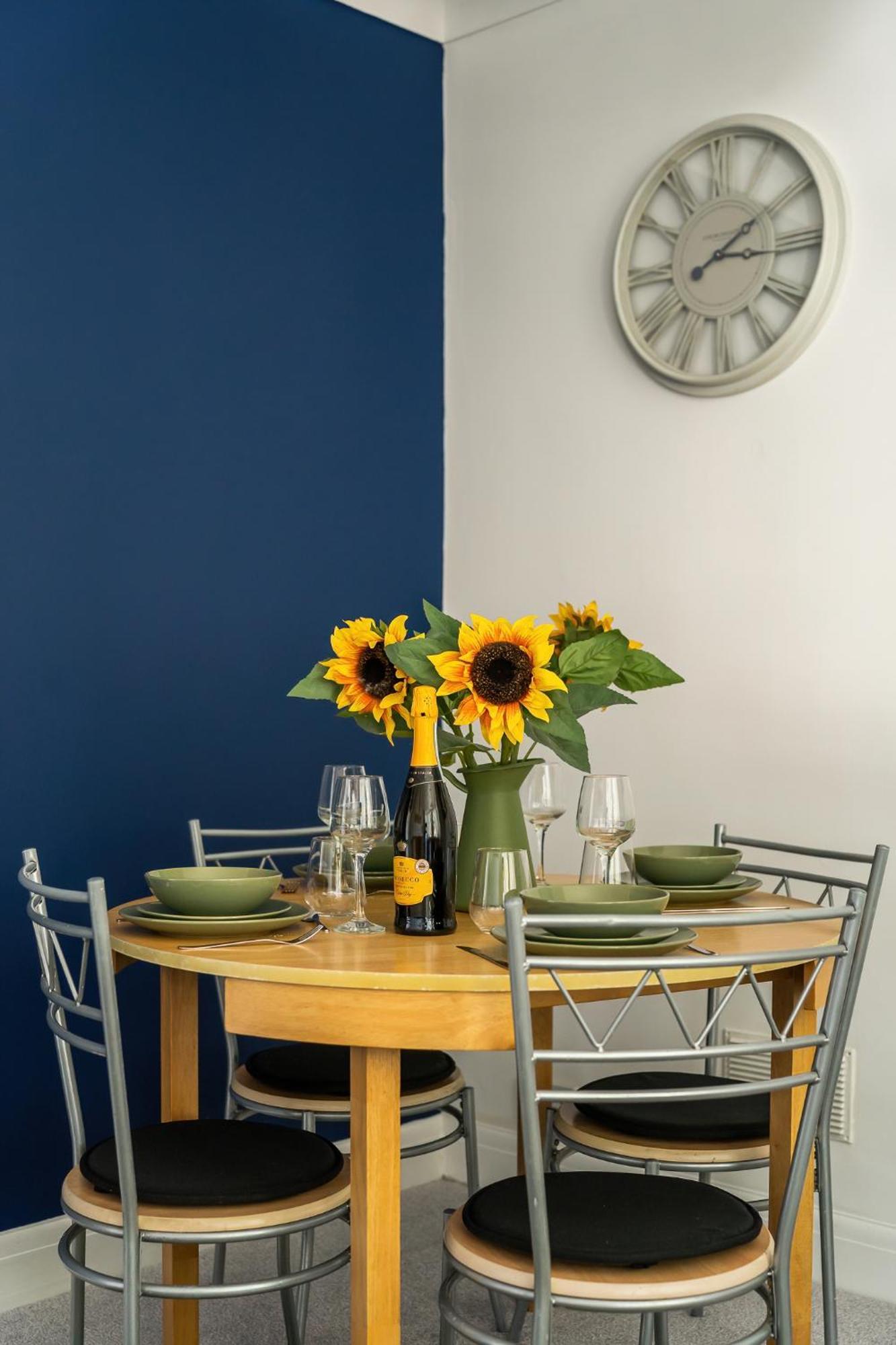 Gorgeous 2Bed Apartment In Fulham, לונדון מראה חיצוני תמונה